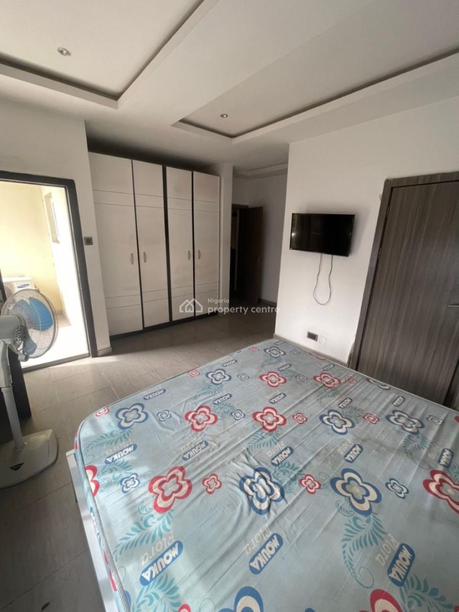 Spacious Self Contain with Balcony, Ologolo, Lekki, Lagos, Self Contain (single Rooms) for Rent