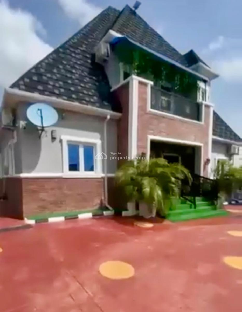 Unbelievable Japa Offer! Fully Furnished, Airportr Road By The Express, Lugbe District, Abuja, Detached Duplex for Sale