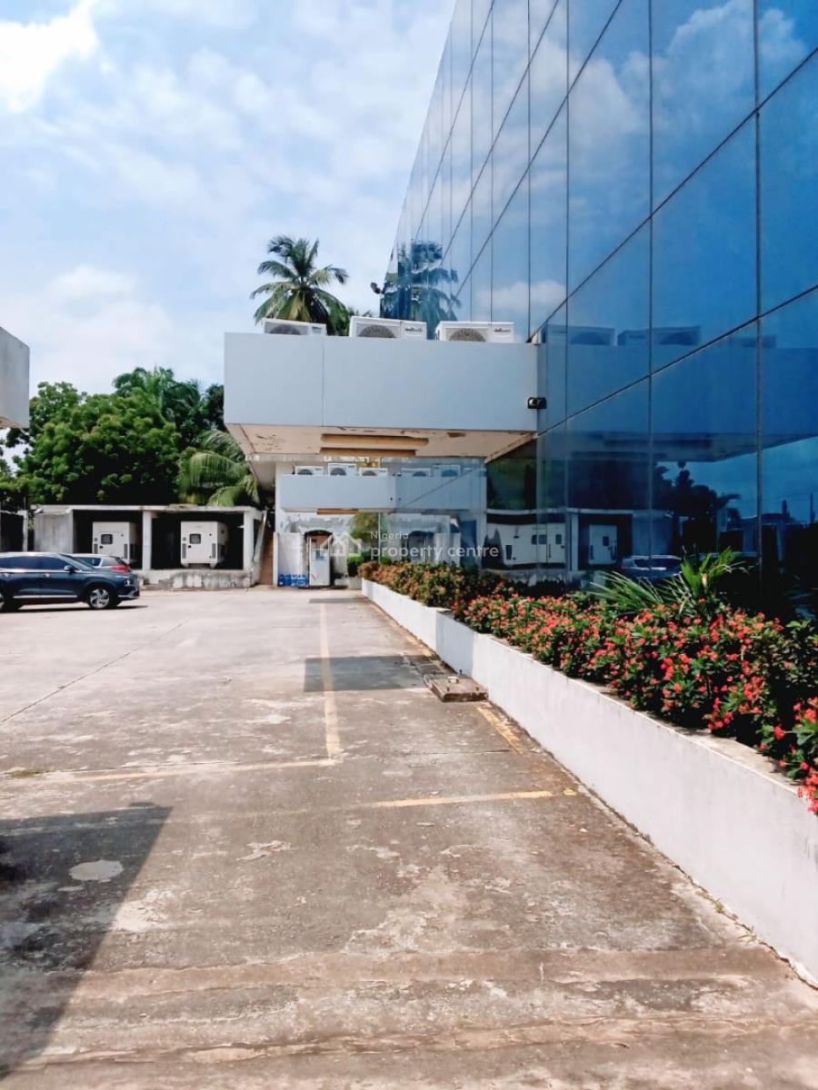 Waterfront  4 Floors - 2000sqm Open-plan Space - Central Air Condition, Victoria Island (vi), Lagos, Commercial Property for Rent