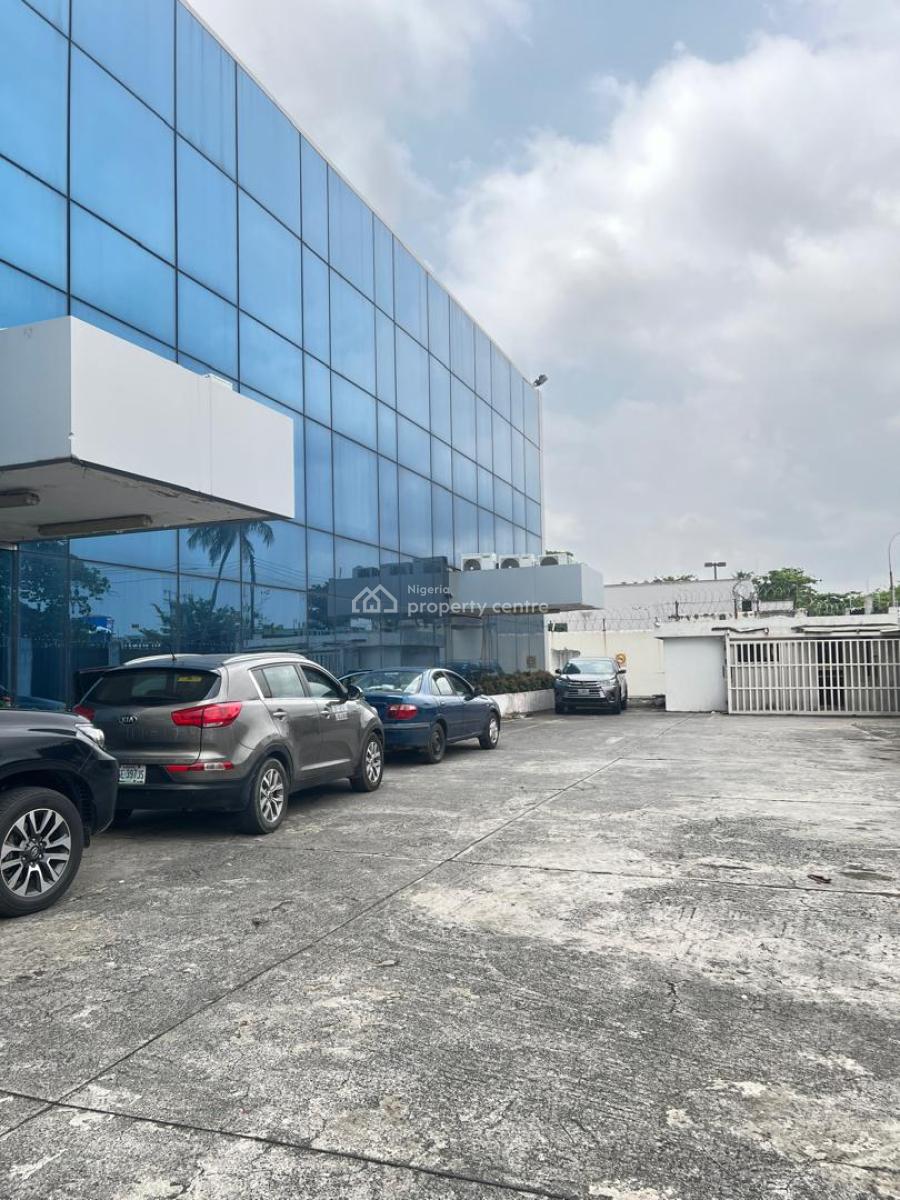 Waterfront  4 Floors - 2000sqm Open-plan Space - Central Air Condition, Victoria Island (vi), Lagos, Commercial Property for Rent