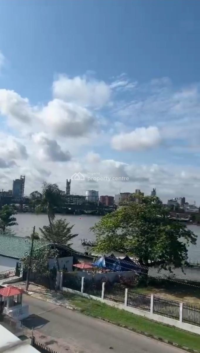 Waterfront  4 Floors - 2000sqm Open-plan Space - Central Air Condition, Victoria Island (vi), Lagos, Commercial Property for Rent