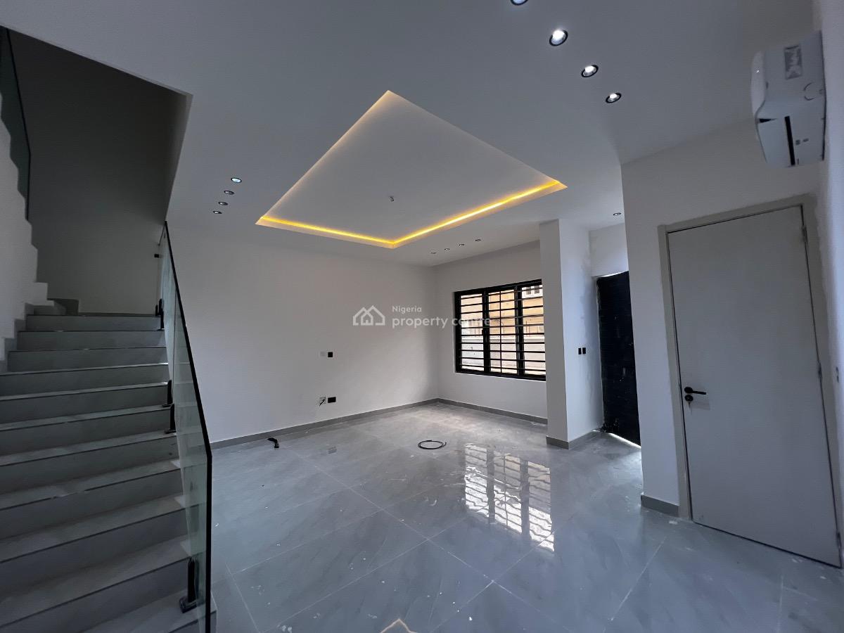 Luxury 3 Bedroom Maisonette with a Room Bq,swimming Pool, Lekki Phase 1, Lekki, Lagos, House for Rent