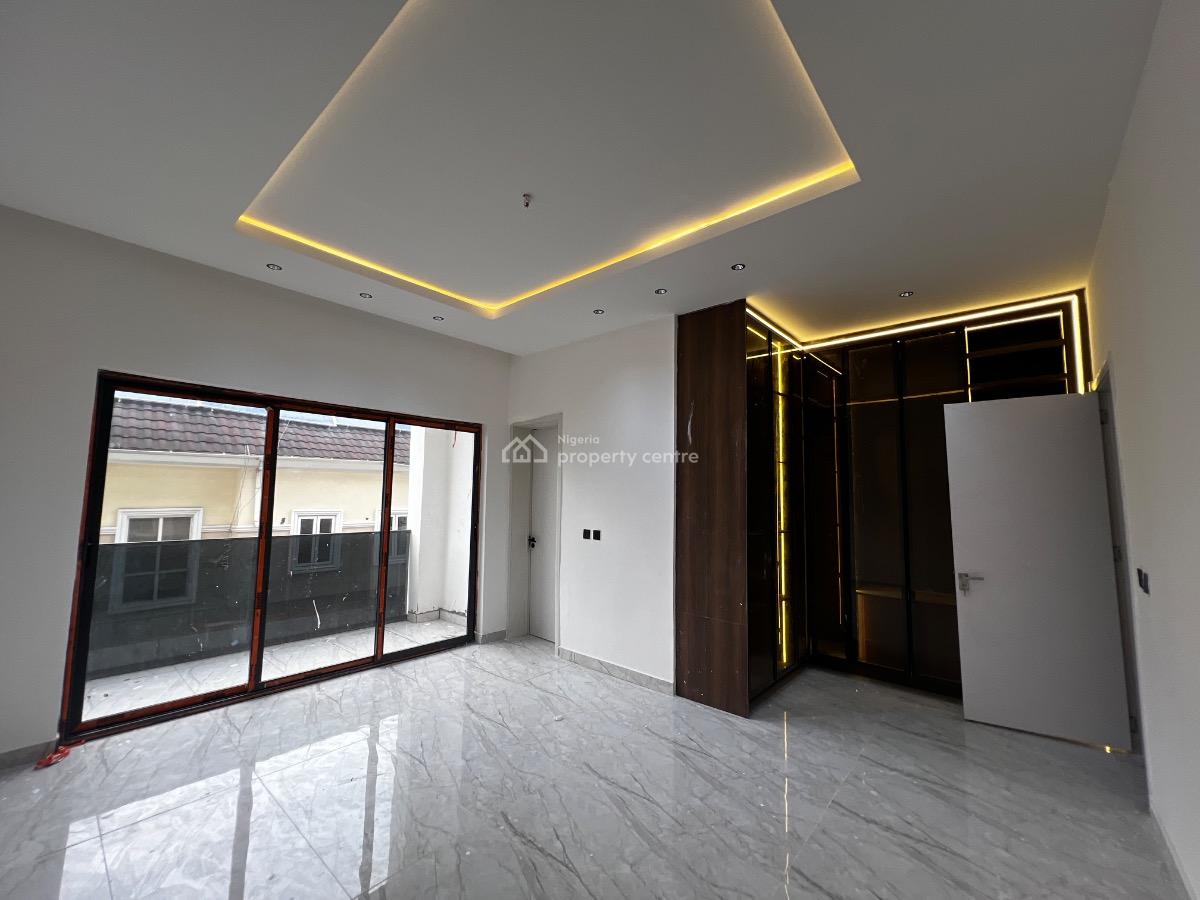 Luxury 3 Bedroom Maisonette with a Room Bq,swimming Pool, Lekki Phase 1, Lekki, Lagos, House for Rent