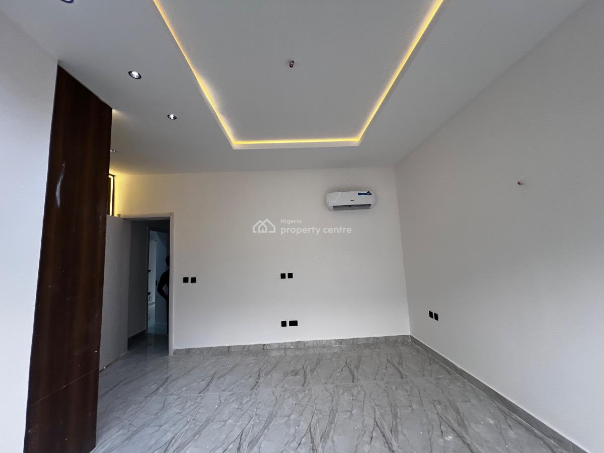 Luxury 3 Bedroom Maisonette with a Room Bq,swimming Pool, Lekki Phase 1, Lekki, Lagos, House for Rent