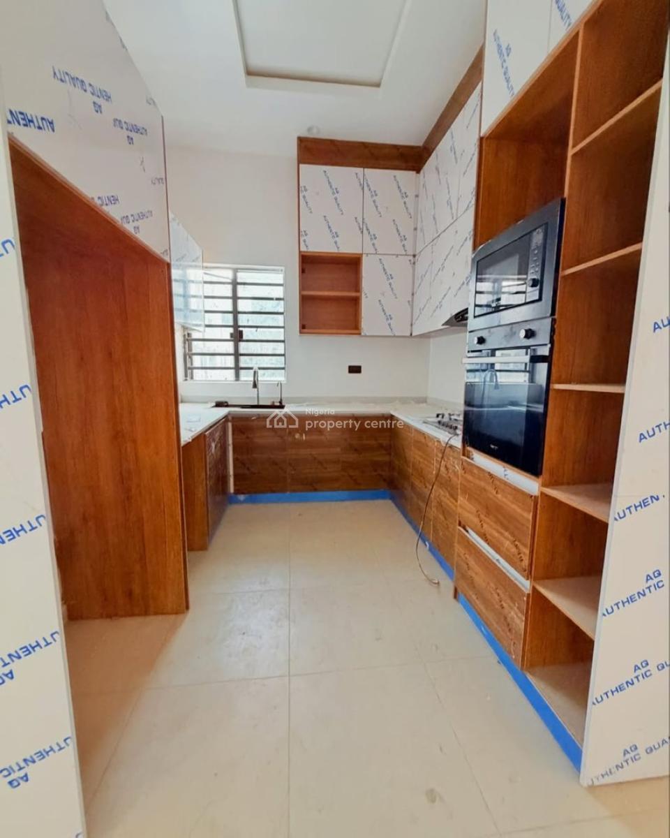 Exquisite 3 Bedroom Apartment with Bq & Pool in Secure Location, Ikeja Gra, Ikeja, Lagos, Flat / Apartment for Sale