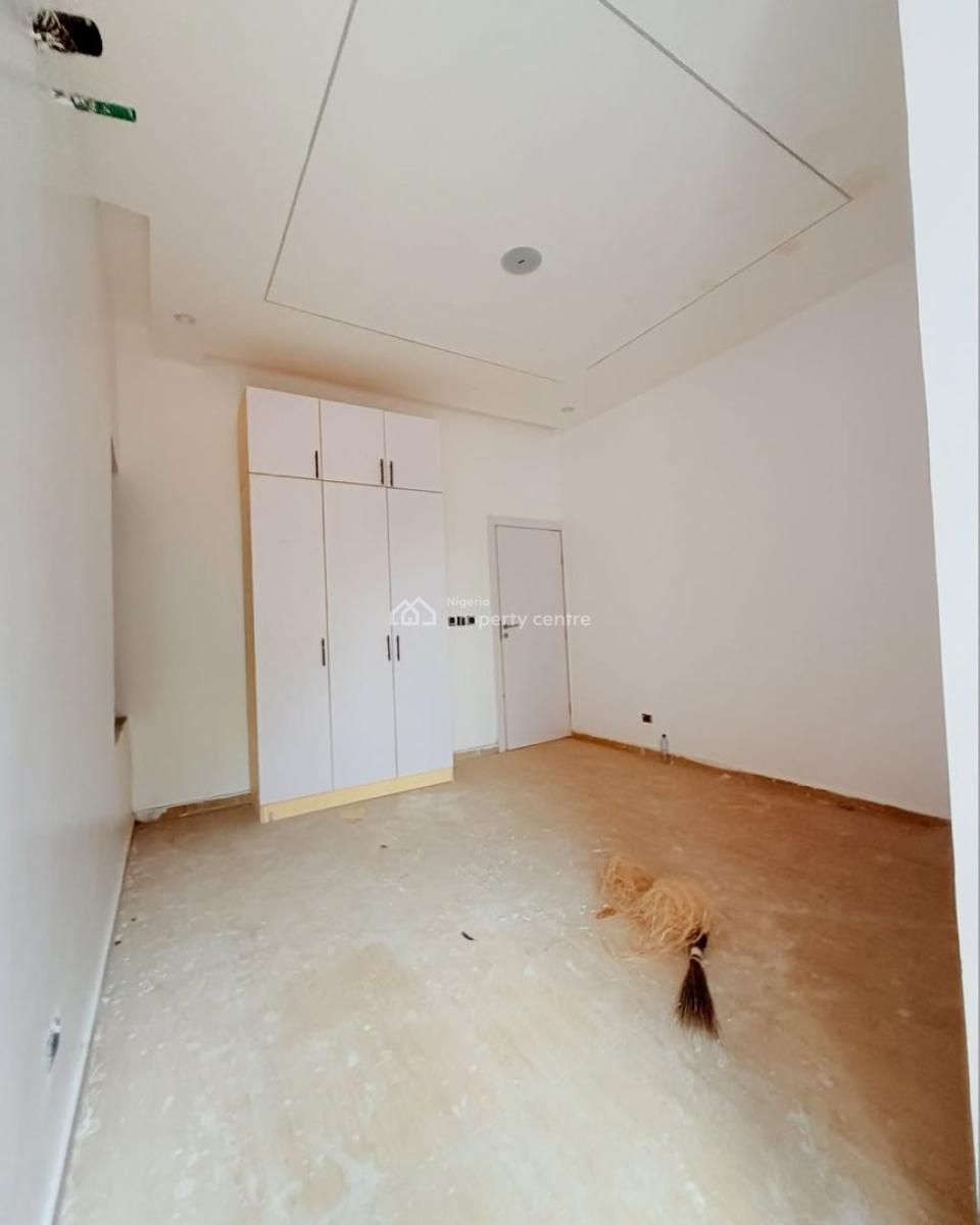 Exquisite 3 Bedroom Apartment with Bq & Pool in Secure Location, Ikeja Gra, Ikeja, Lagos, Flat / Apartment for Sale