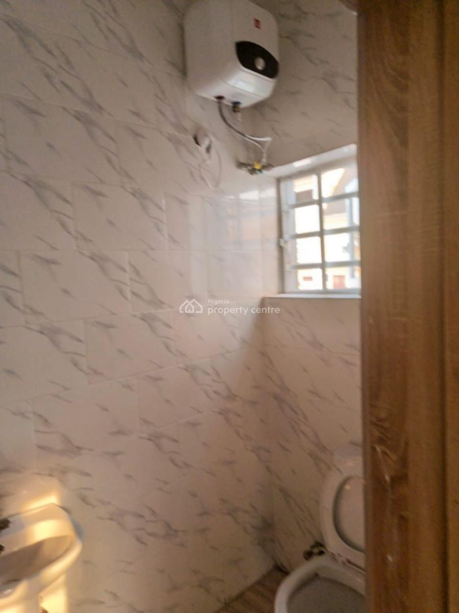 4 Bedroom Semi-detached Duplex, Gateway Estate, Gra Phase 1, Magodo, Lagos, Semi-detached Duplex for Rent