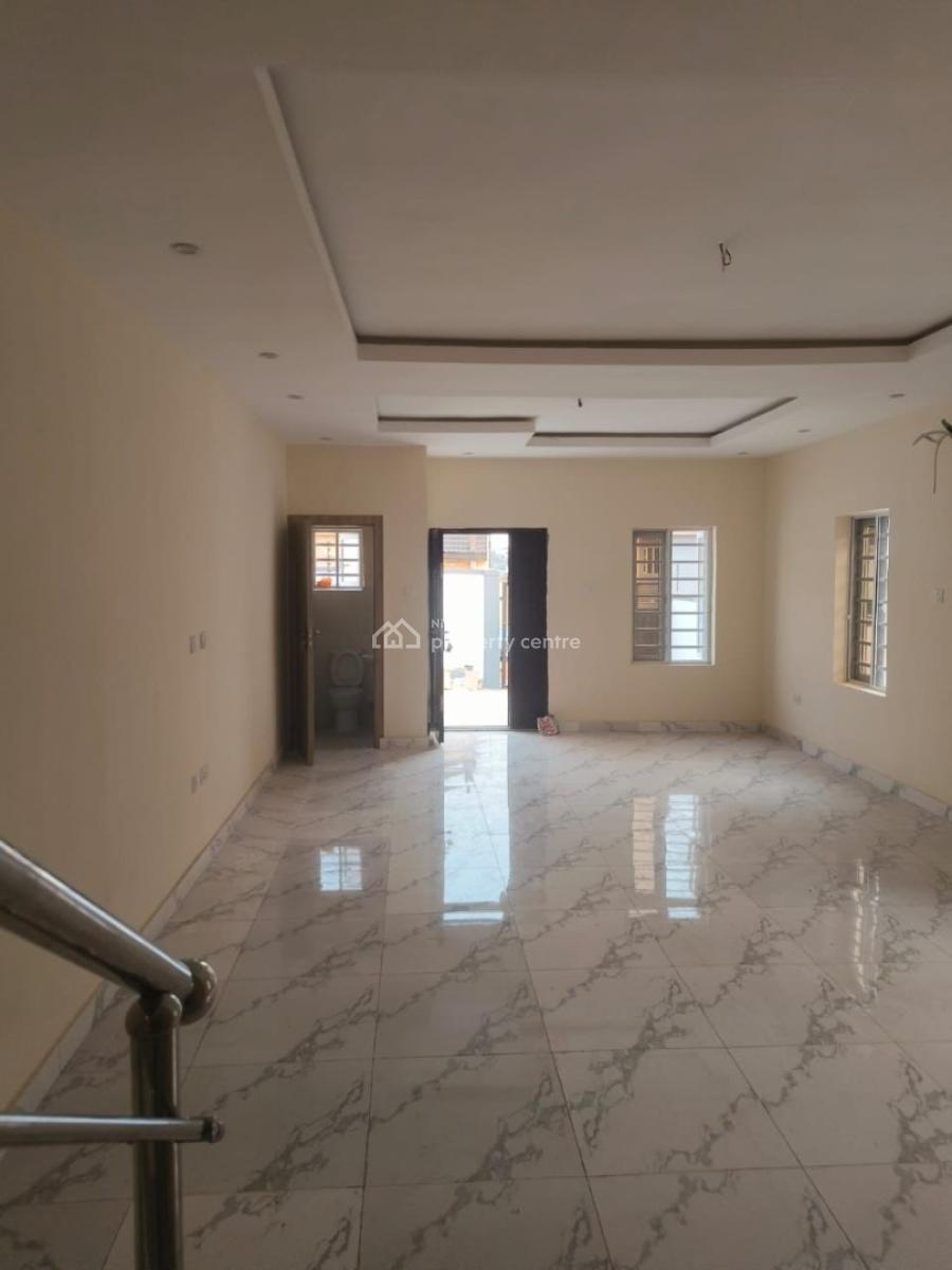4 Bedroom Semi-detached Duplex, Gateway Estate, Gra Phase 1, Magodo, Lagos, Semi-detached Duplex for Rent