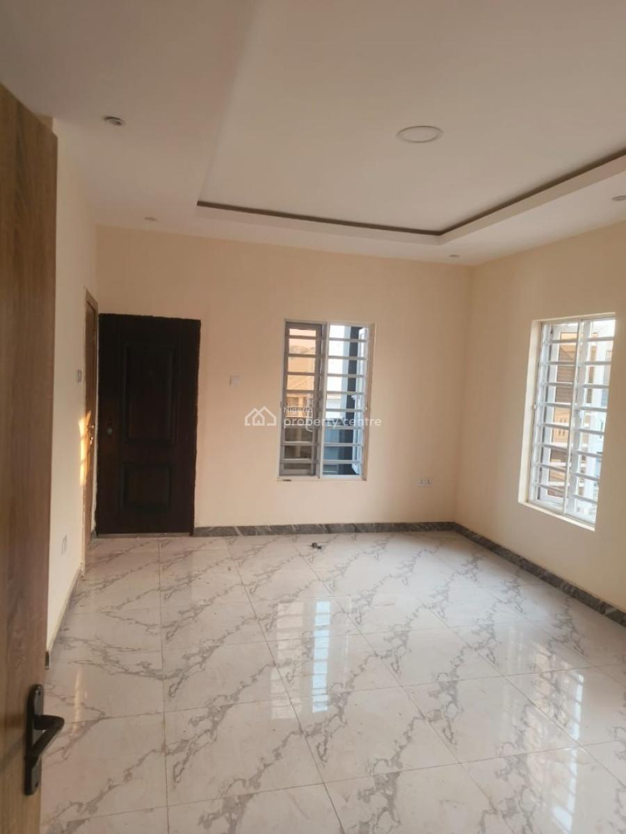 4 Bedroom Semi-detached Duplex, Gateway Estate, Gra Phase 1, Magodo, Lagos, Semi-detached Duplex for Rent
