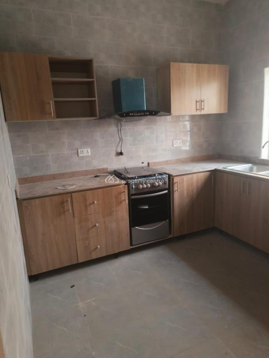 4 Bedroom Semi-detached Duplex, Gateway Estate, Gra Phase 1, Magodo, Lagos, Semi-detached Duplex for Rent