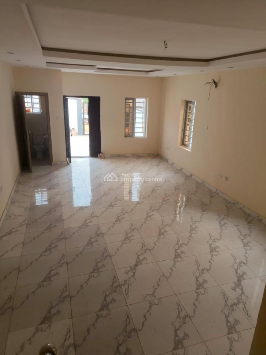 4 Bedroom Semi-detached Duplex, Gateway Estate, Gra Phase 1, Magodo, Lagos, Semi-detached Duplex for Rent