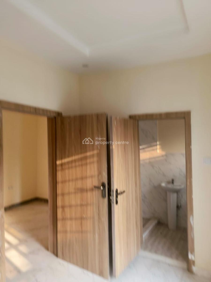 4 Bedroom Semi-detached Duplex, Gateway Estate, Gra Phase 1, Magodo, Lagos, Semi-detached Duplex for Rent