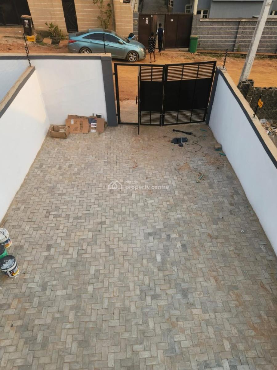 4 Bedroom Semi-detached Duplex, Gateway Estate, Gra Phase 1, Magodo, Lagos, Semi-detached Duplex for Rent