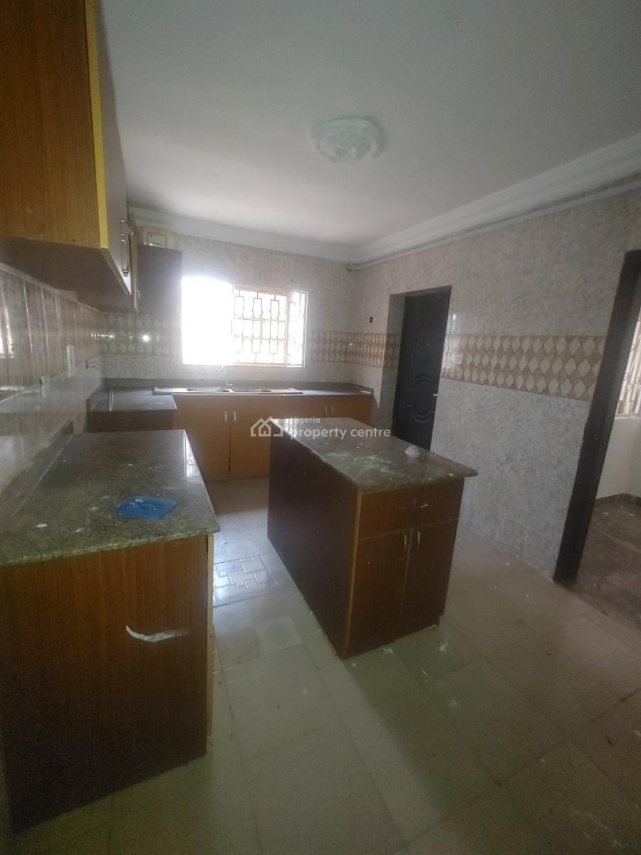 Neat 3 Bedroom Flat Apartment in a Code Access Estate, Sangotedo, Sangotedo, Ajah, Lagos, Flat / Apartment for Rent