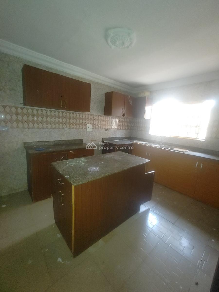 Neat 3 Bedroom Flat Apartment in a Code Access Estate, Sangotedo, Sangotedo, Ajah, Lagos, Flat / Apartment for Rent