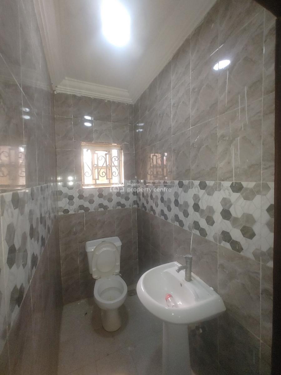 Neat 3 Bedroom Flat Apartment in a Code Access Estate, Sangotedo, Sangotedo, Ajah, Lagos, Flat / Apartment for Rent