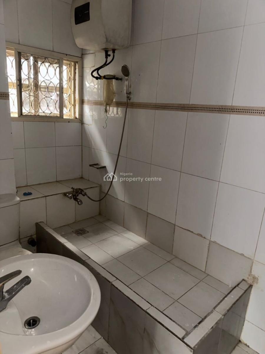 a Spacious 2 Bedroom Apartment, White Sand Estate Ologolo, Lekki, Lagos, Flat / Apartment for Rent