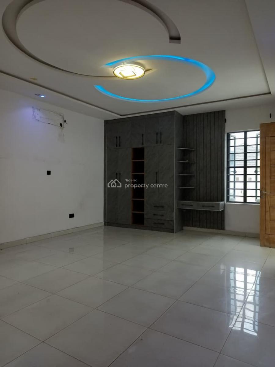Spacious Affordable Master Bedroom, Osapa London Lekki Lagos, Osapa, Lekki, Lagos, Flat / Apartment for Rent