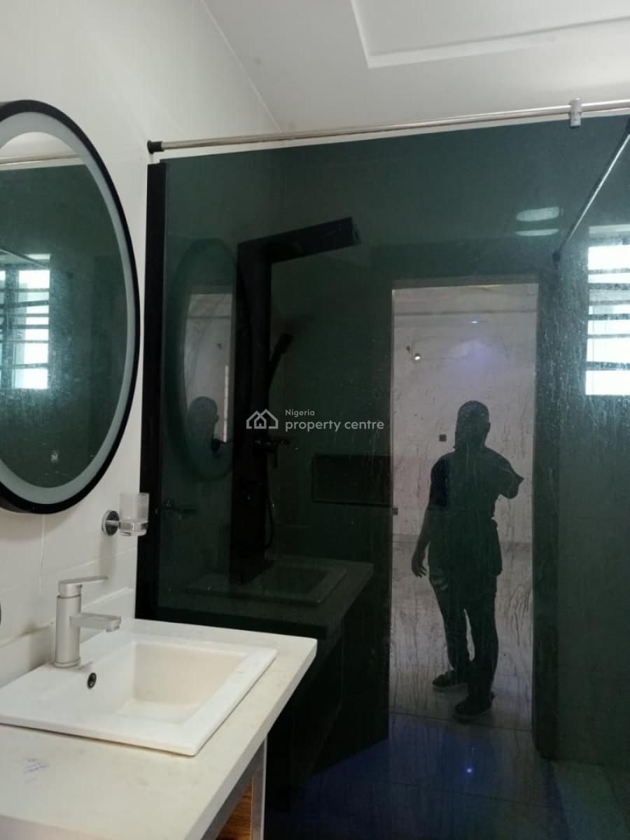Spacious Affordable Master Bedroom, Osapa London Lekki Lagos, Osapa, Lekki, Lagos, Flat / Apartment for Rent