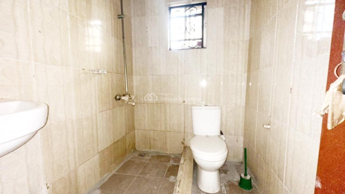 Luxury 3 Bedroom Flat, Journalist Estate, Berger, Arepo, Ogun, Flat / Apartment for Rent