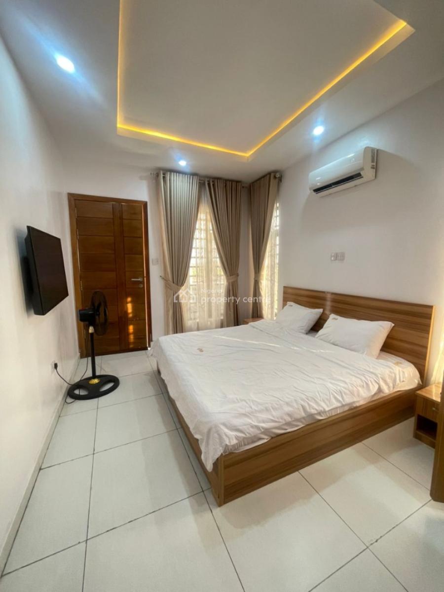 Beautiful 2 Bedroom Apartment, an Estate on Orchid Road, Lekki, Lagos, Flat / Apartment for Rent