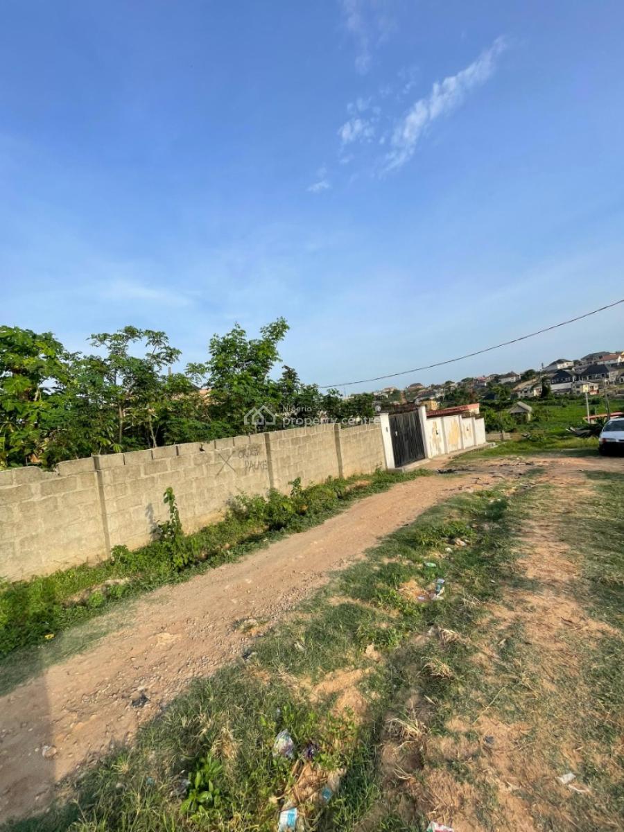 Full Plot of Land with a Structure of 2 Units of Mini Flats on It, Ikorodu, Lagos, Residential Land for Sale