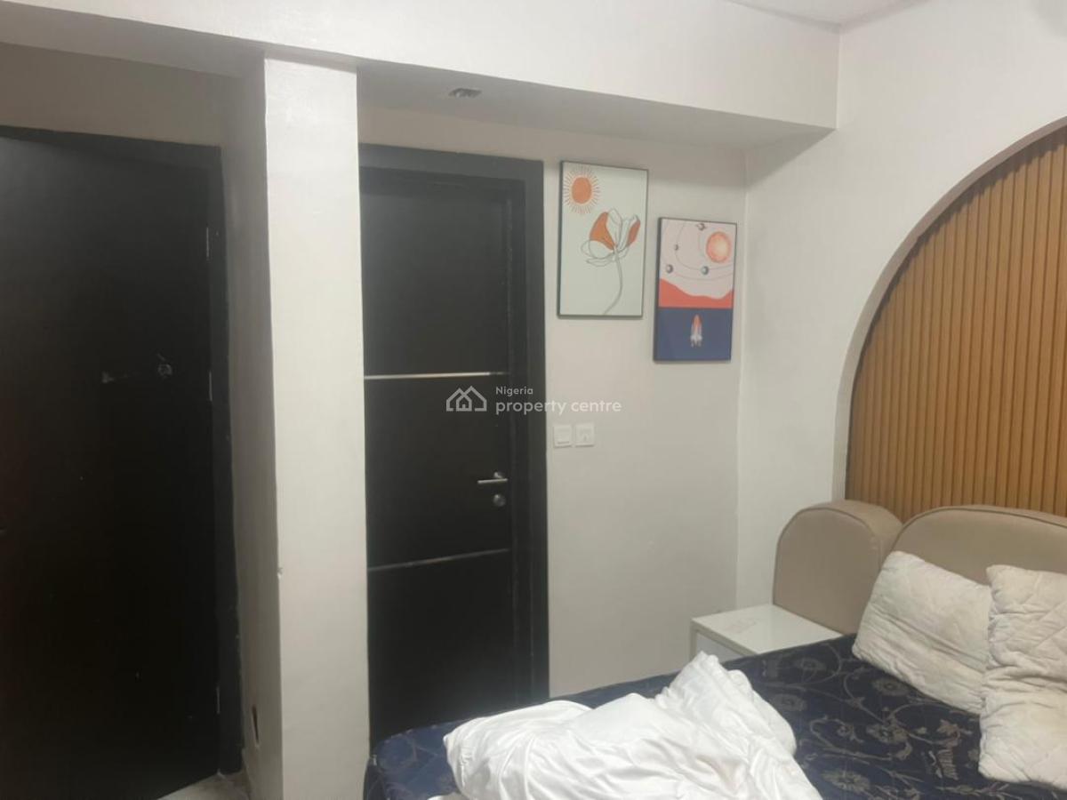 Luxury 1 Bedroom Apartment; Mini Flat, Lekki Phase 1, Lekki, Lagos, Mini Flat (room and Parlour) for Rent