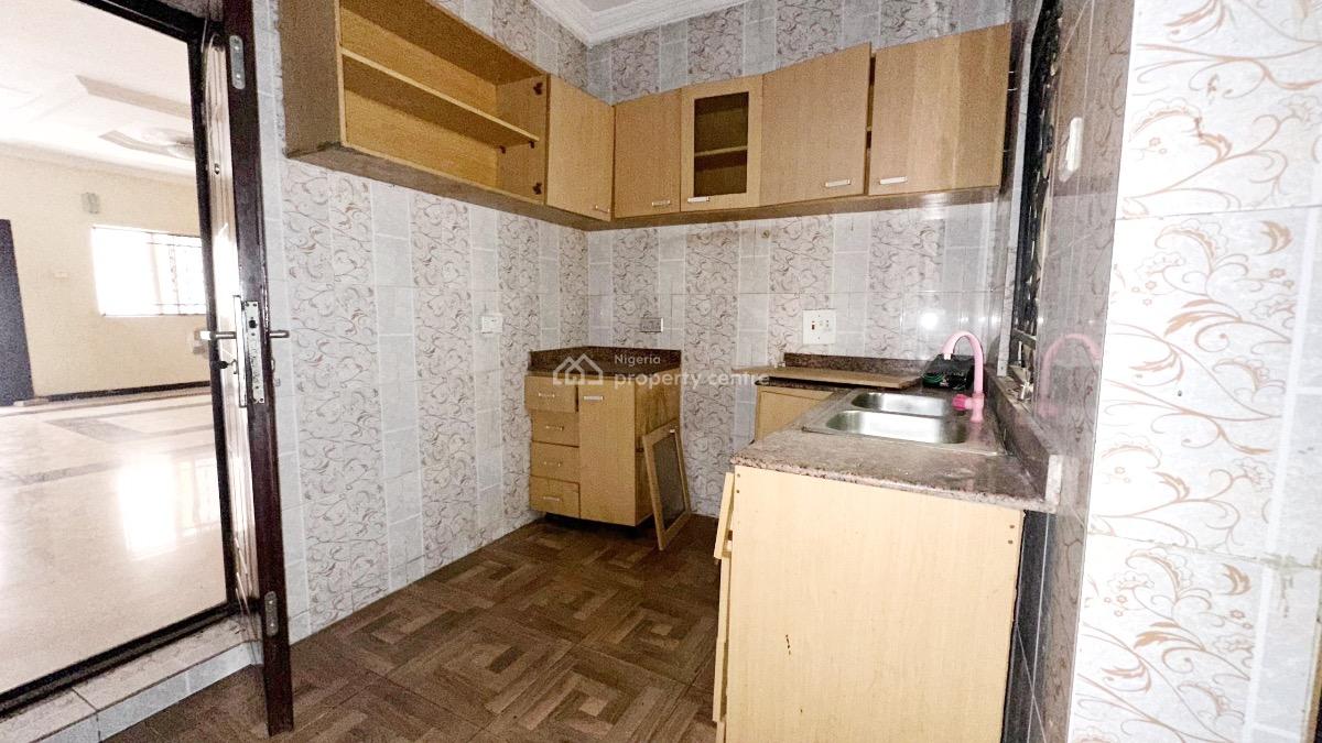 Luxury 3 Bedroom Flat, Journalists Estate, Berger, Arepo, Ogun, Flat / Apartment for Rent