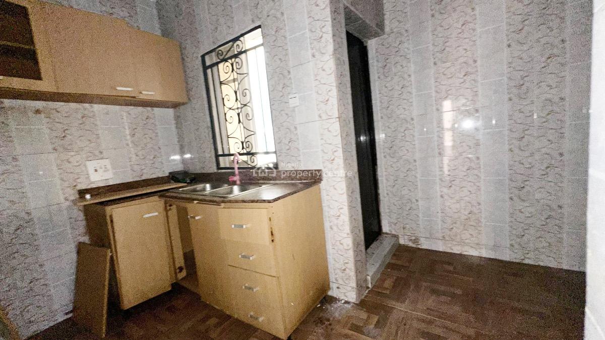 Luxury 3 Bedroom Flat, Journalists Estate, Berger, Arepo, Ogun, Flat / Apartment for Rent
