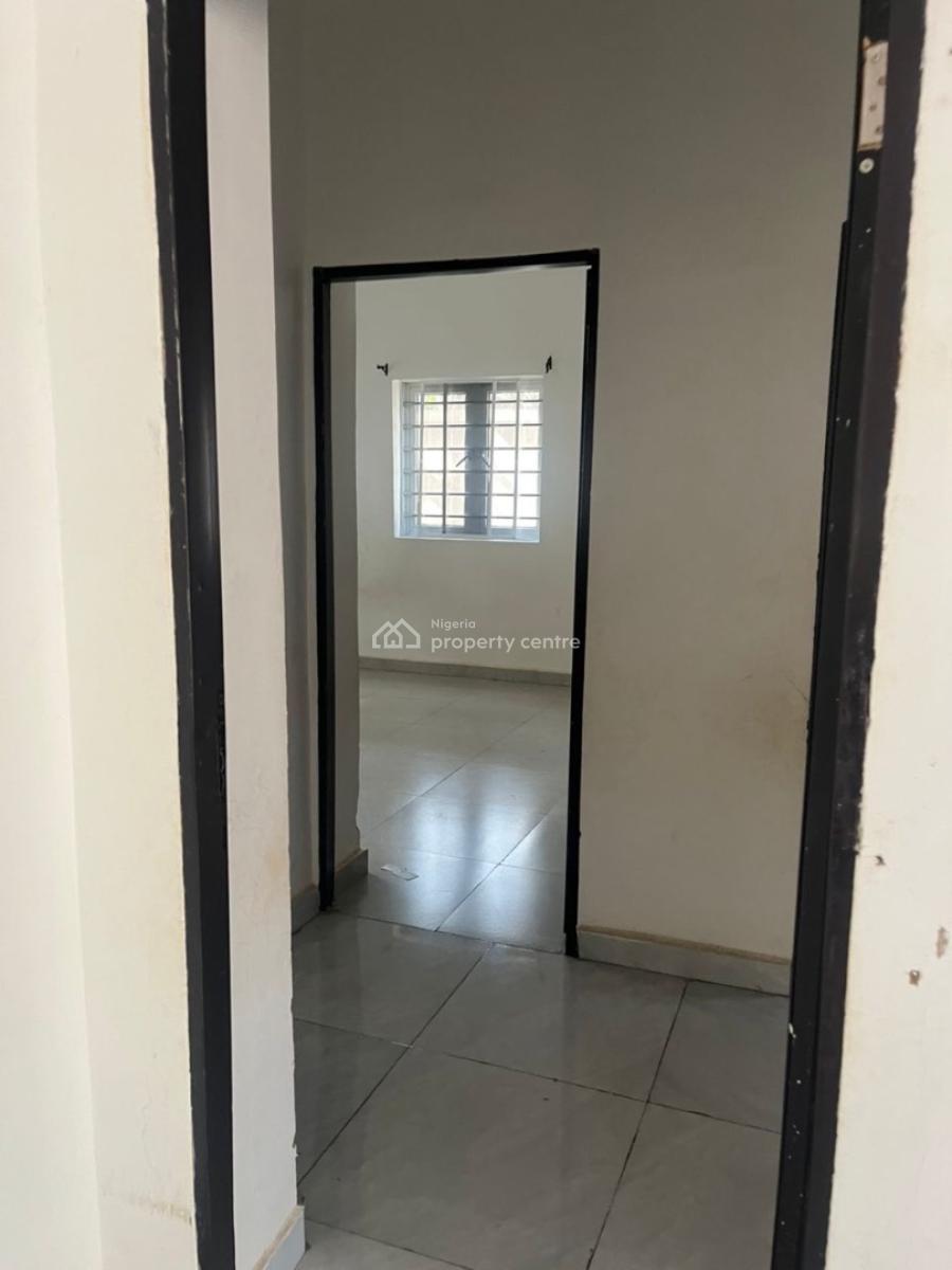 a Standard Well Finished 2 Bedroom Apartment in a Decent Neighborhood, Extension 3, Fo1 Layout, Kubwa, Abuja, Flat / Apartment for Rent