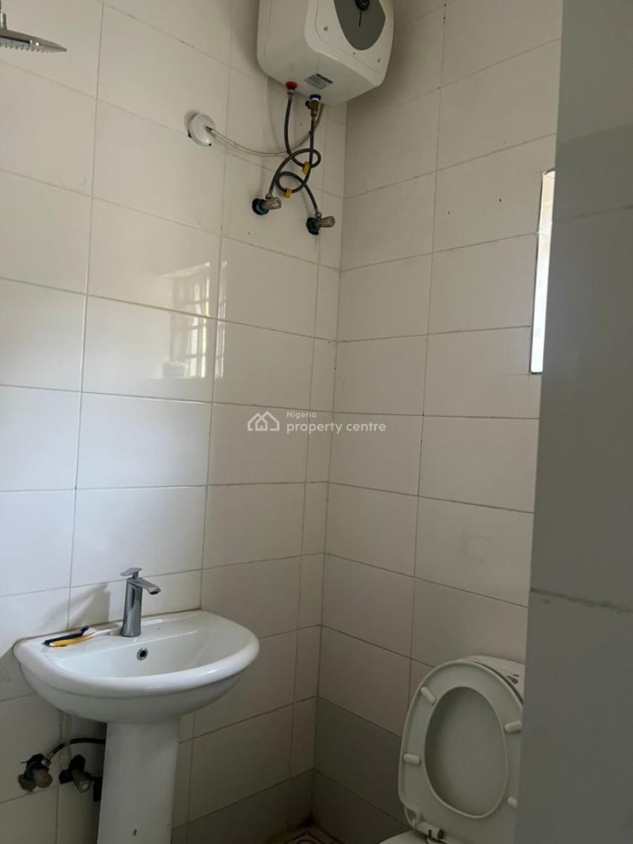 a Standard Well Finished 2 Bedroom Apartment in a Decent Neighborhood, Extension 3, Fo1 Layout, Kubwa, Abuja, Flat / Apartment for Rent