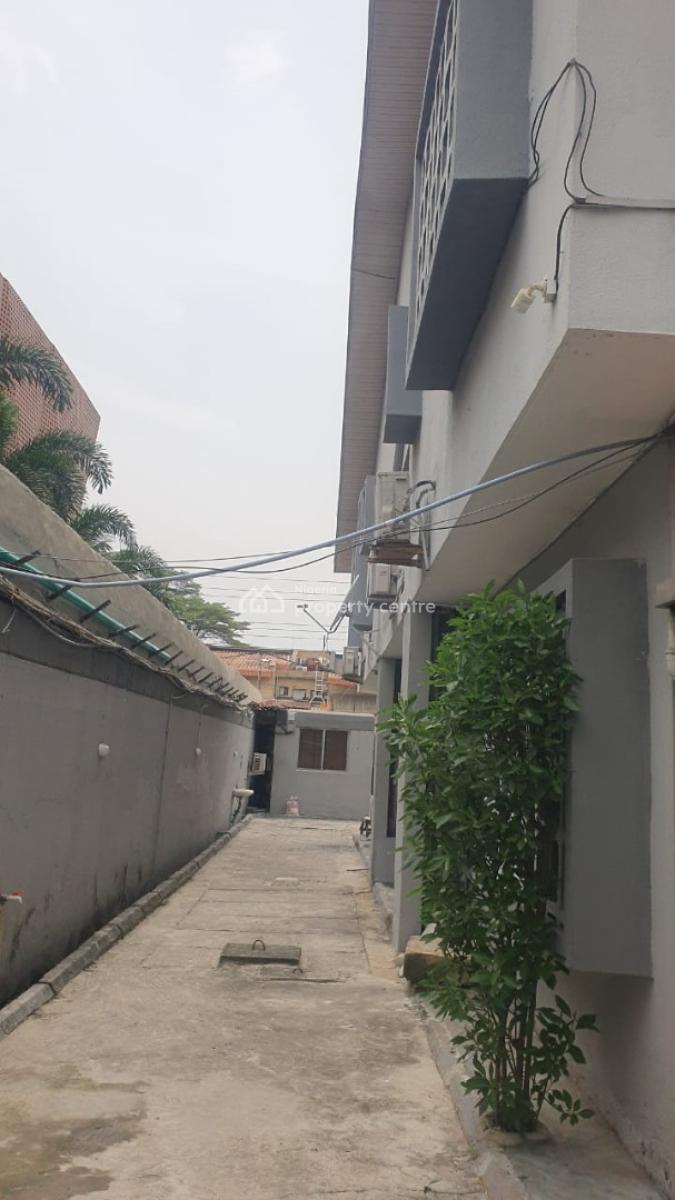Twin Duplex on 1,105sqm Land, Akin Ogunlewe Street, Victoria Island (vi), Lagos, Semi-detached Duplex for Sale