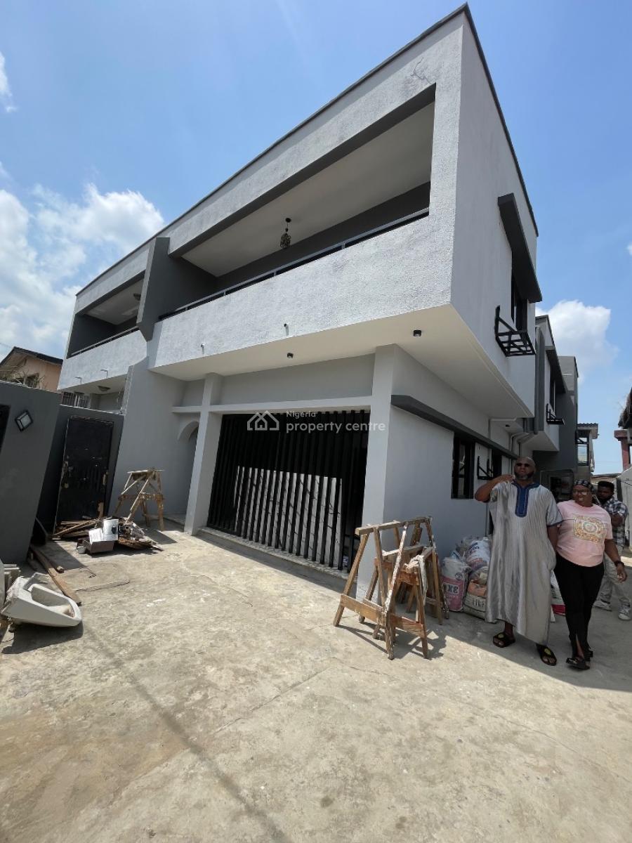 4 Bedroom Duplex with 2 Room Boys Quarters, Off Adelabu, Adelabu, Surulere, Lagos, Semi-detached Duplex for Rent