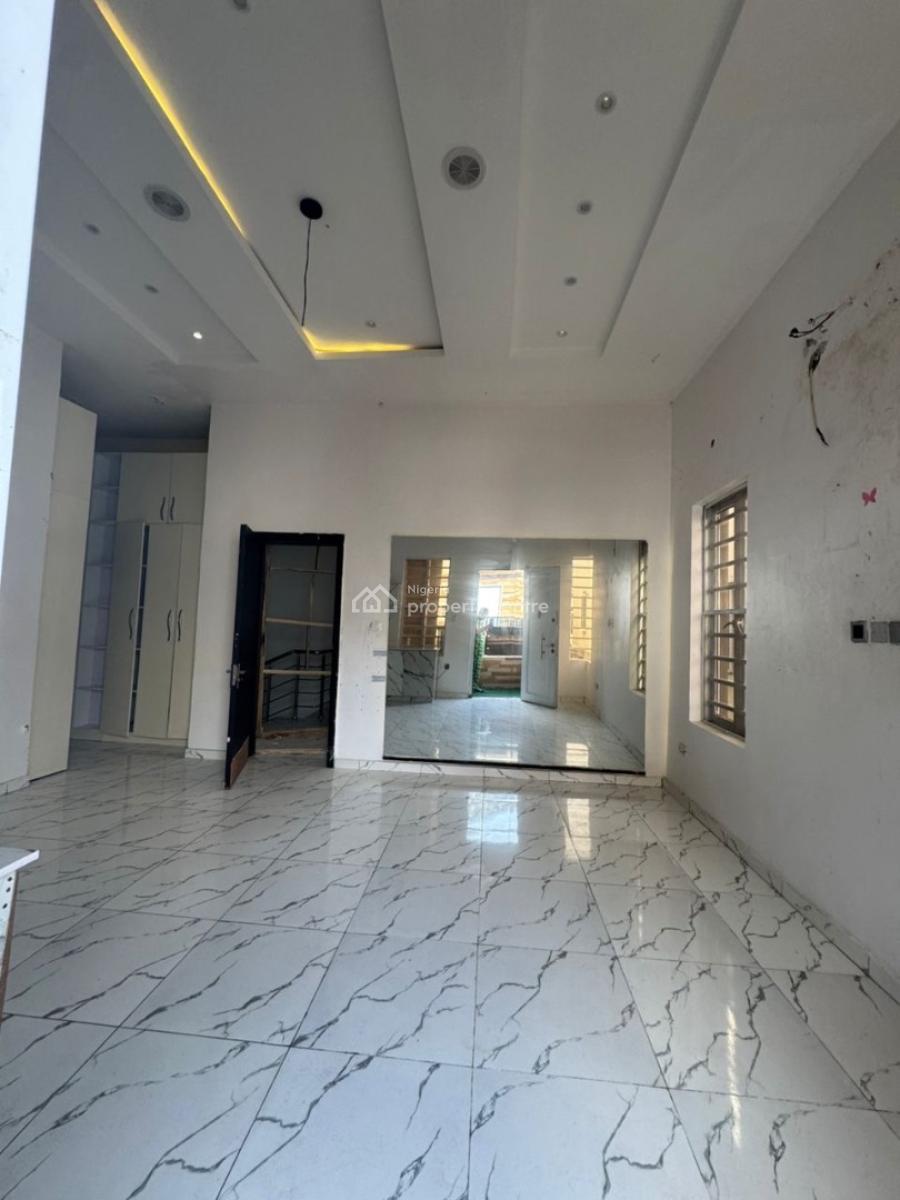 Converted Miniflat with an Open Plan Kitchen, Royal Pine Estate Orchid Road Lekki, Lekki, Lagos, Mini Flat (room and Parlour) for Rent