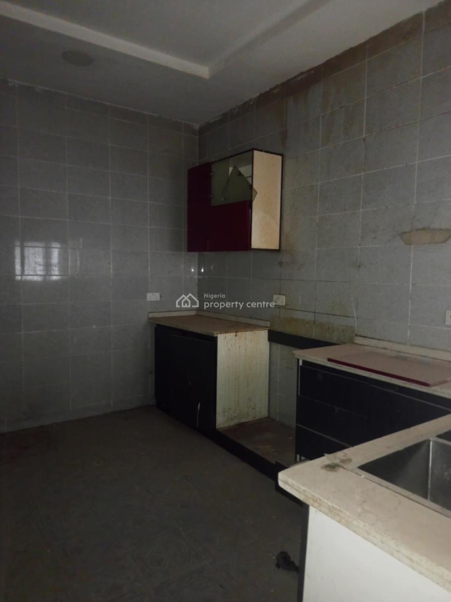 Massive 4 Bedroom Terrace Duplex with Bq, Apo Legislative Quarters Zone E, Apo, Abuja, Terraced Duplex for Rent