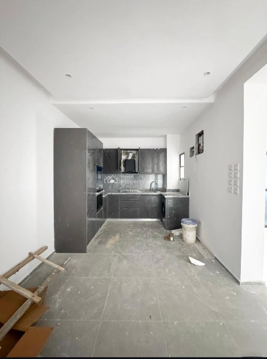 Serviced 2 Bedroom Apartment Selling, Llasan Lekki, Lekki, Lagos, Block of Flats for Sale