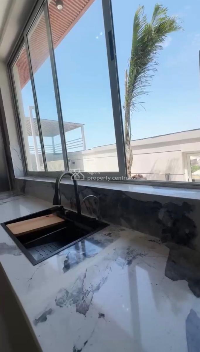 Luxury 2 Bedroom Penthouse, Main Lekki Phase 1, Lekki Phase 1, Lekki, Lagos, House for Sale