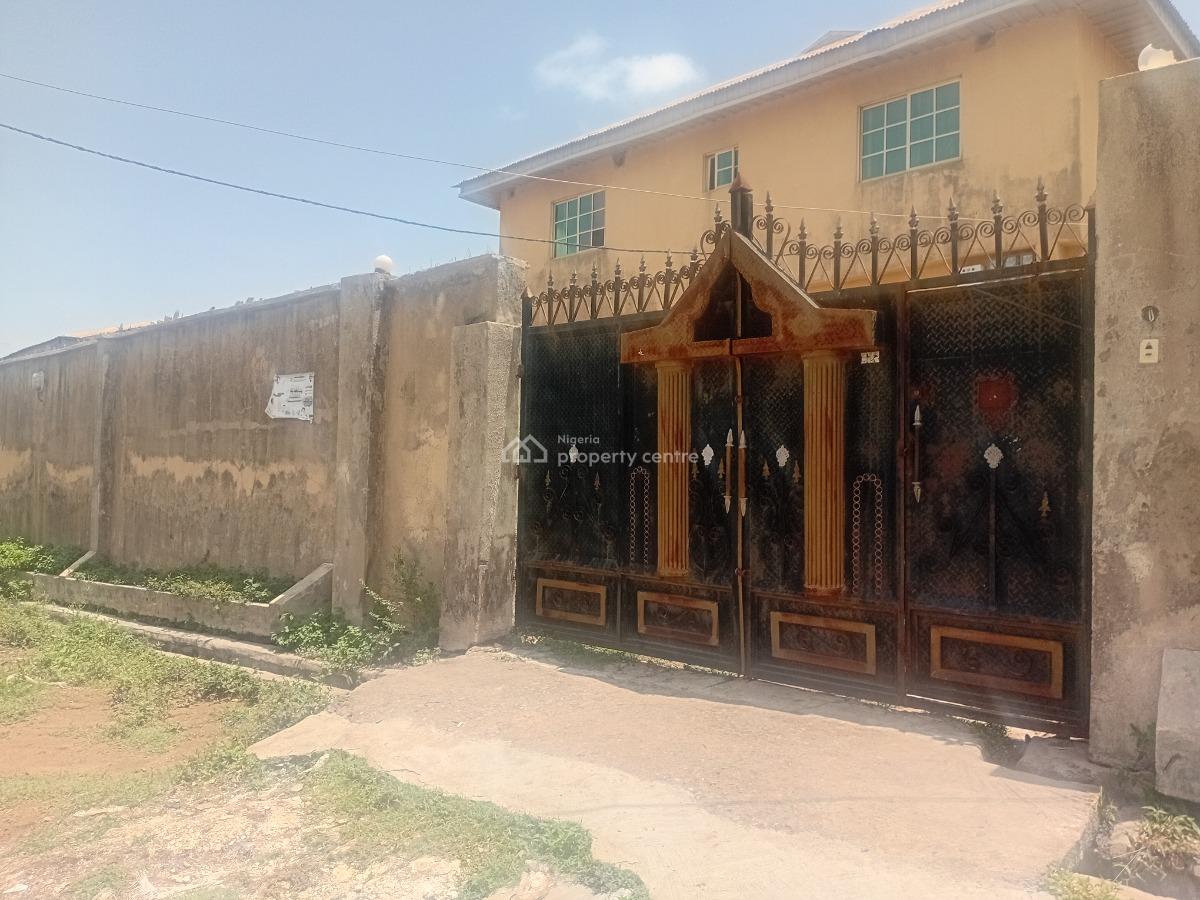 3 Bedroom Block of Flat, Saidiat Along Ilesa Garage, Osogbo, Osun, Block of Flats for Sale