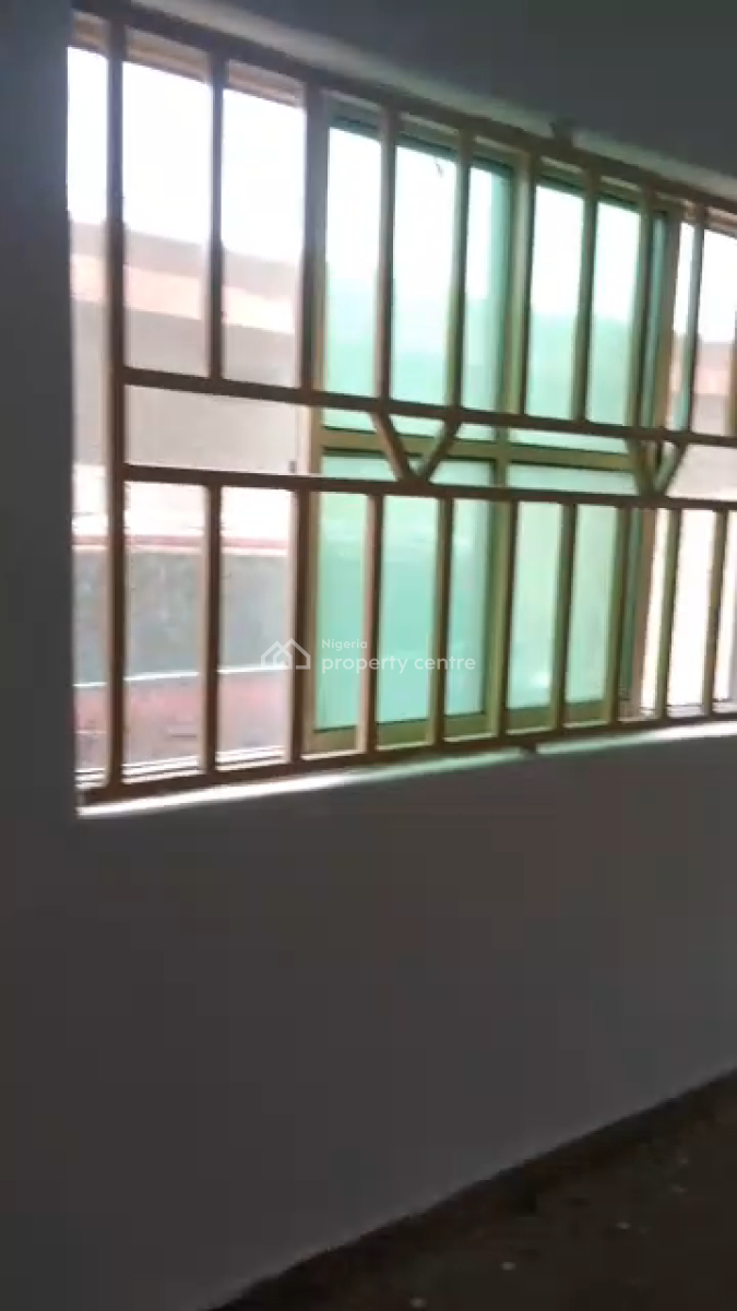 Lovely Massive 3brm Before, Ago Last Bus Stop Area Lagos, Ago Palace, Isolo, Lagos, Flat / Apartment for Rent