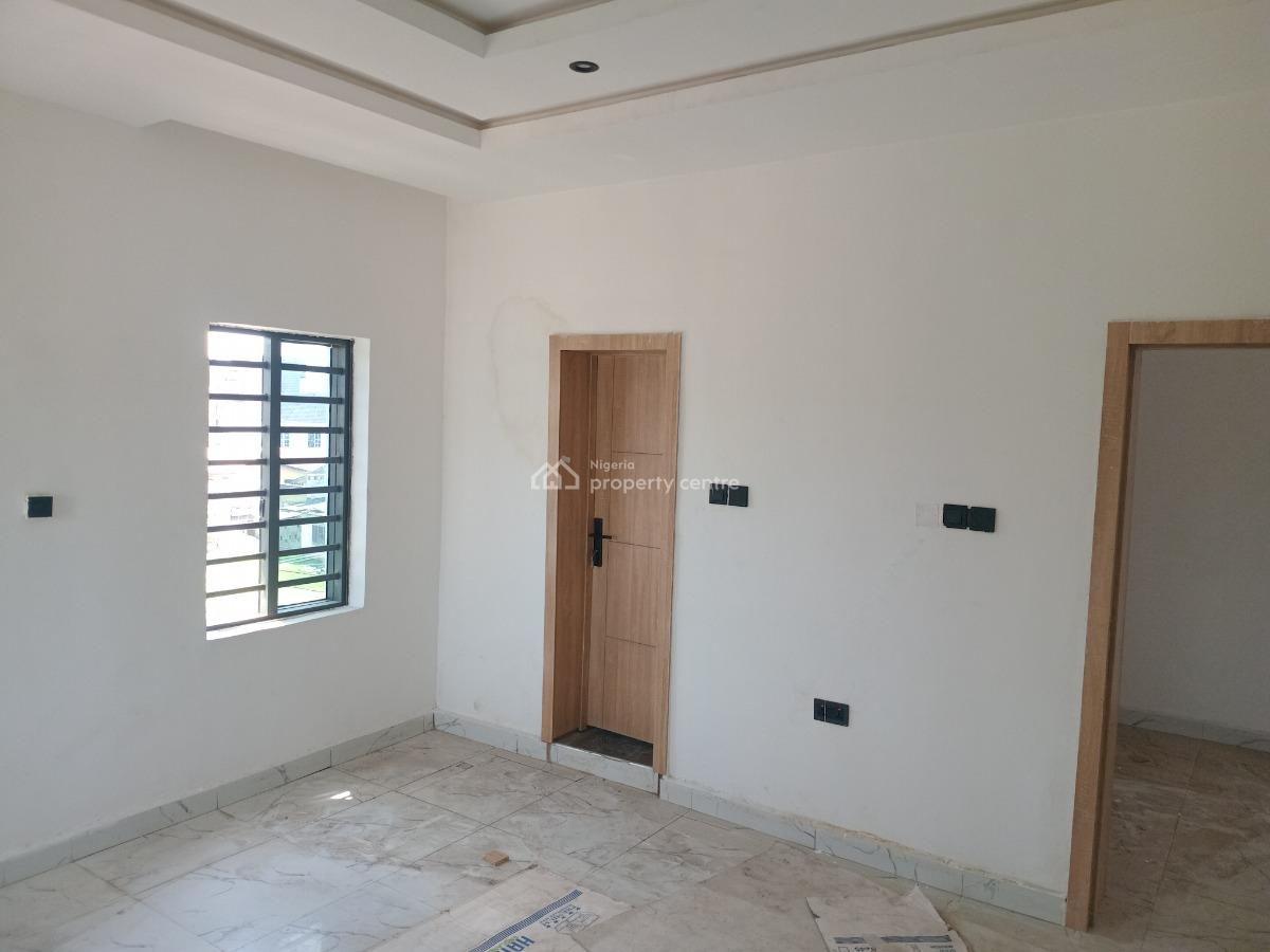 Newyork  Estate 2bd Flat, Yaba / Estate, Yaba, Lagos, Flat / Apartment for Rent