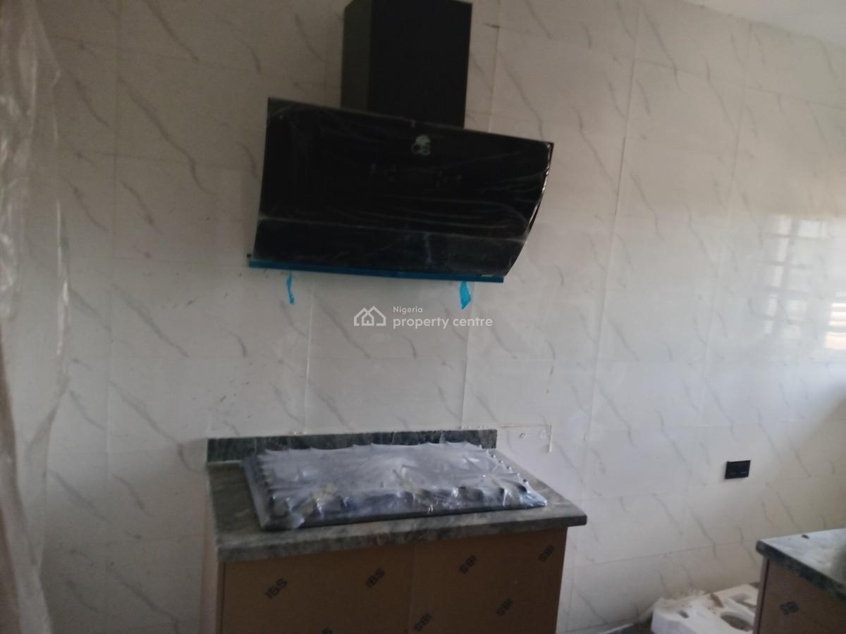 Newyork  Estate 2bd Flat, Yaba / Estate, Yaba, Lagos, Flat / Apartment for Rent