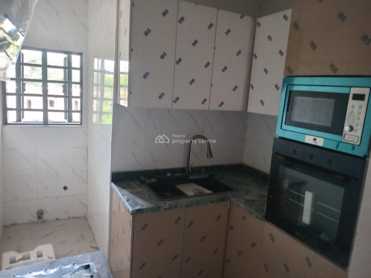 Newyork  Estate 2bd Flat, Yaba / Estate, Yaba, Lagos, Flat / Apartment for Rent