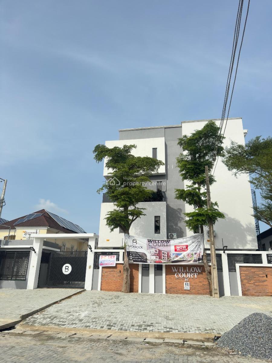 Well-finished 3 Bedroom Maisonette with Bq, Adebisi Ogunniyi Crescent, Lekki Phase 1, Lekki, Lagos, Flat / Apartment for Sale