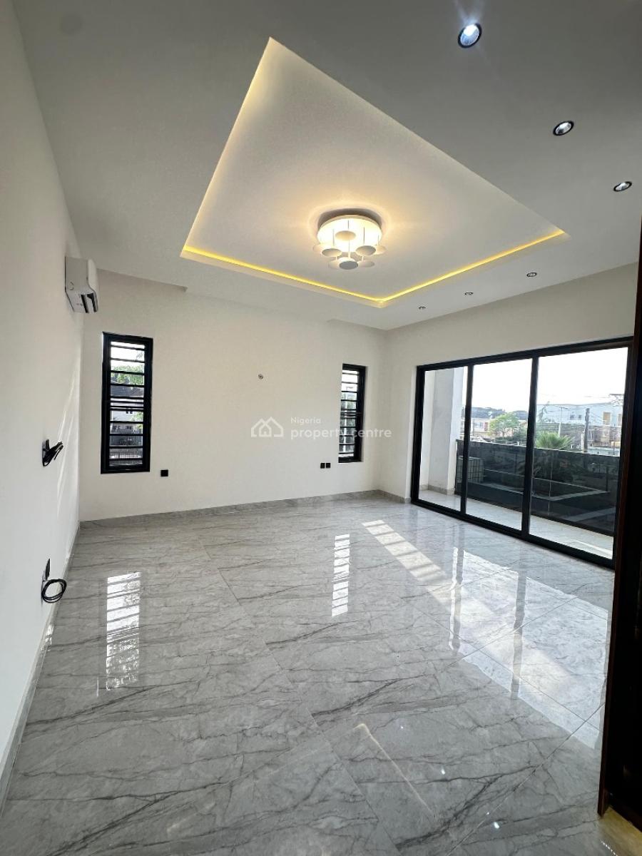 Well-finished 3 Bedroom Maisonette with Bq, Adebisi Ogunniyi Crescent, Lekki Phase 1, Lekki, Lagos, Flat / Apartment for Sale