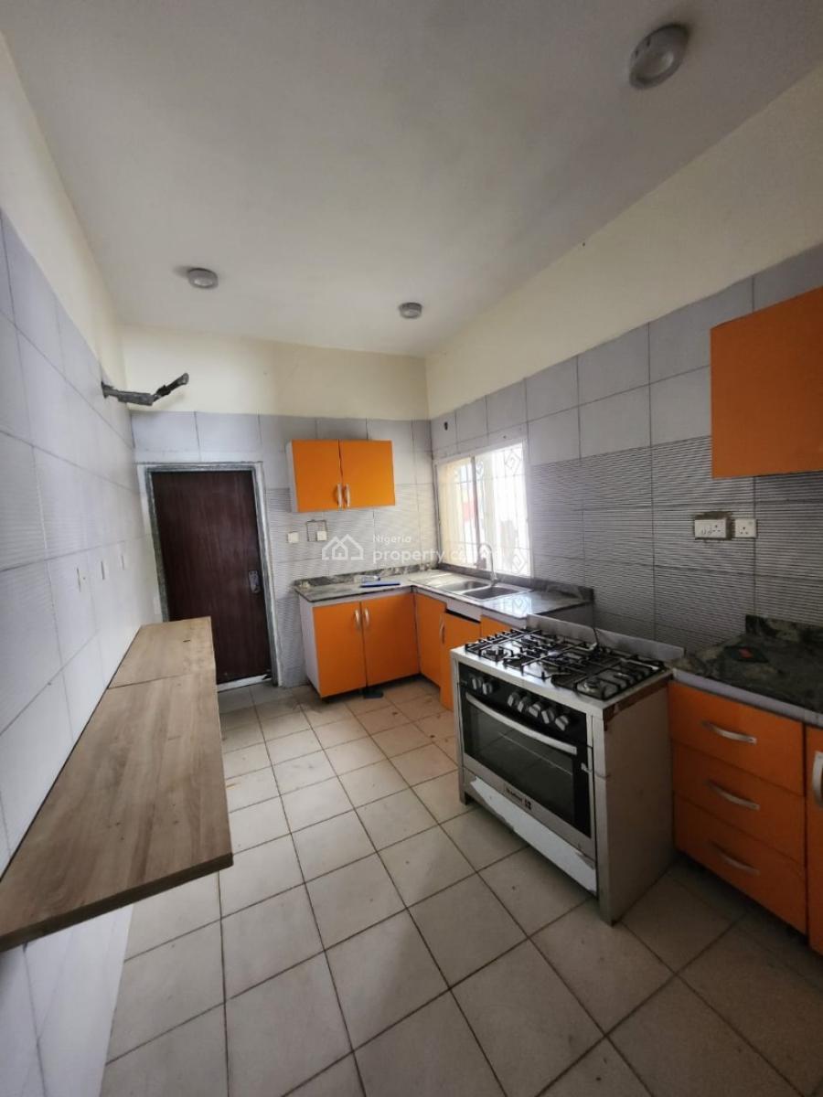 4 Bedroom Terrace Duplex, Off Admiralty Way, Lekki Phase 1, Lekki, Lagos, Terraced Duplex for Rent