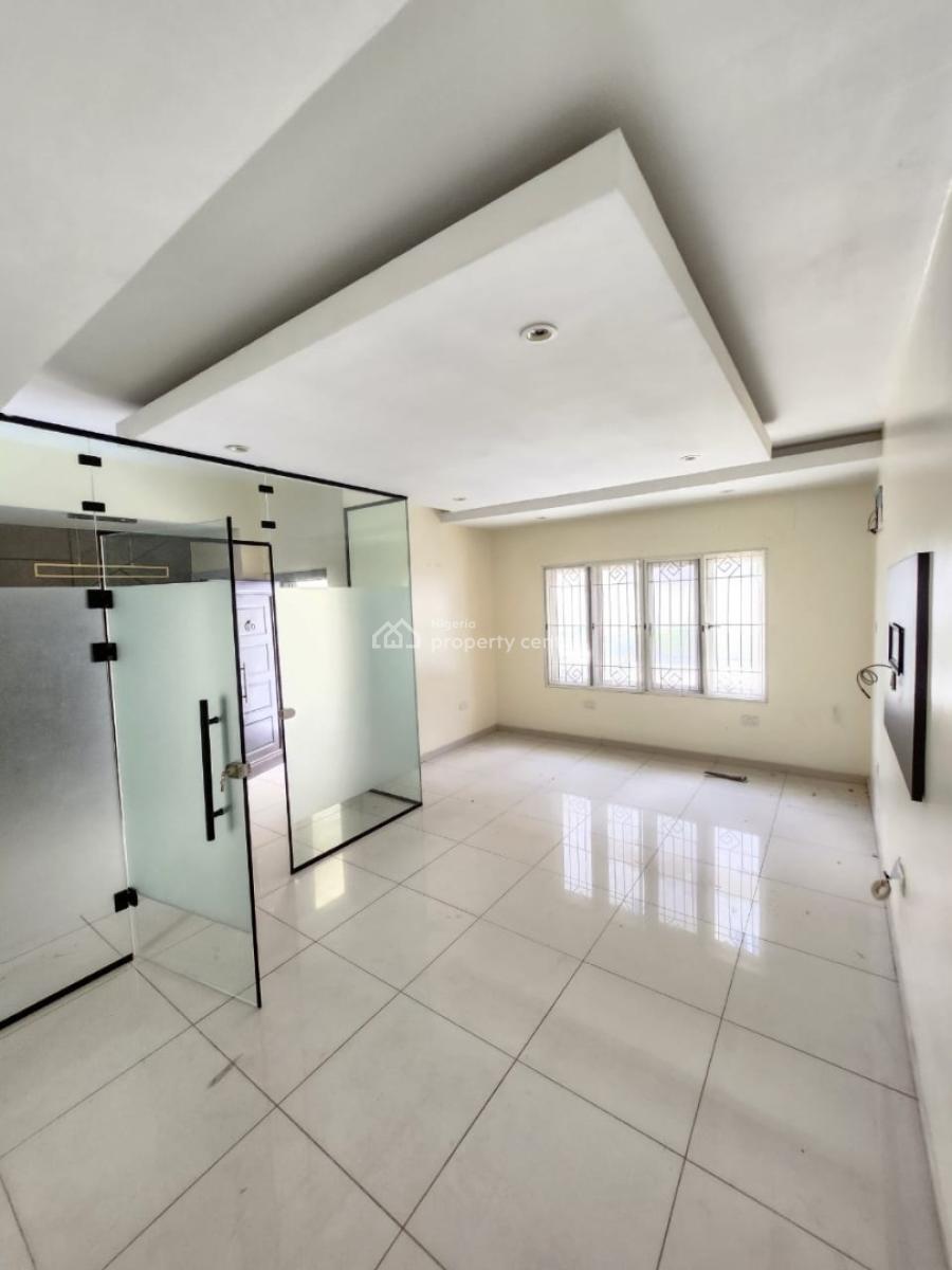 4 Bedroom Terrace Duplex, Off Admiralty Way, Lekki Phase 1, Lekki, Lagos, Terraced Duplex for Rent