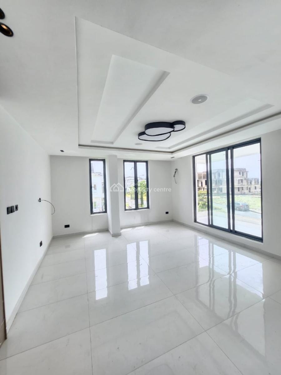 Contemporary 5 Bedroom Semi-detached Duplex, Cowrie Creek Estate, Ikate, Lekki, Lagos, Semi-detached Duplex for Sale