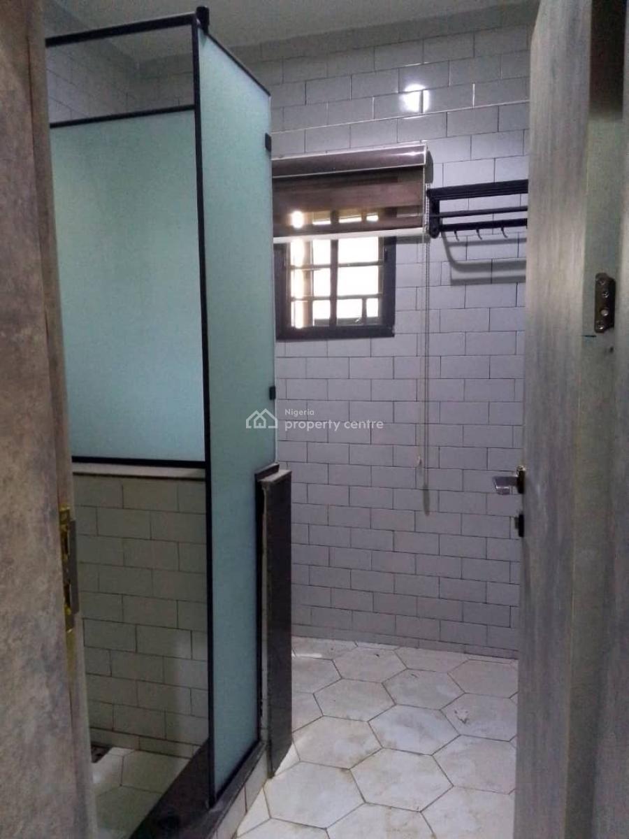 Experience Comfort and Elegance in This Spacious 4-bedroom Duplex Desi, Asokoro District, Abuja, Detached Duplex for Rent