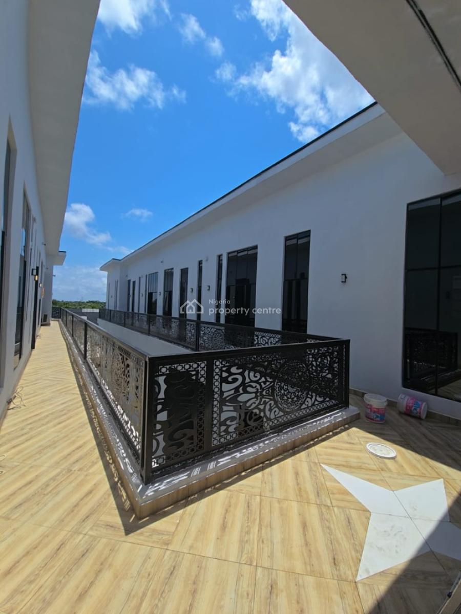 2 Bedroom Pent House for in Conservation Drive, Chevron Lekki, Lekki Conservation Drive, Lekki, Lagos, Flat / Apartment for Sale