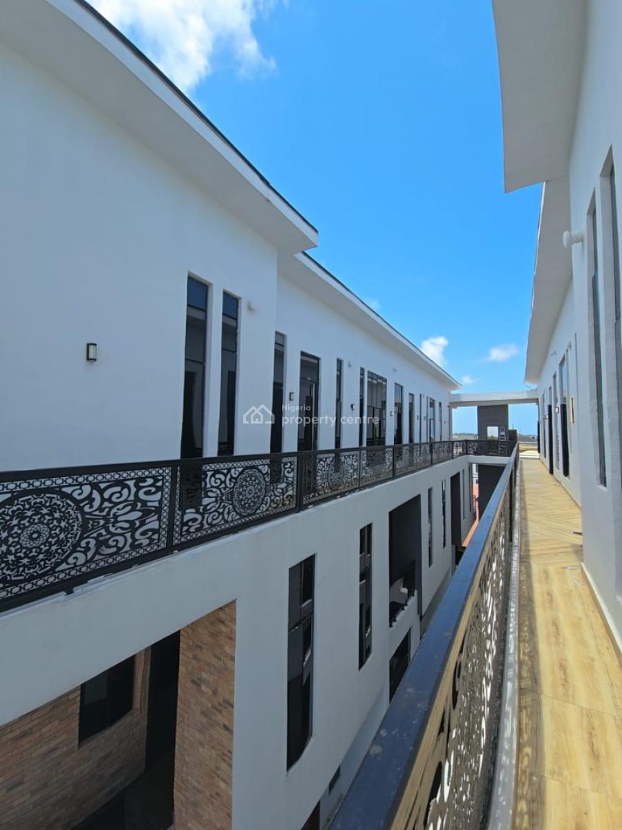 2 Bedroom Pent House for in Conservation Drive, Chevron Lekki, Lekki Conservation Drive, Lekki, Lagos, Flat / Apartment for Sale